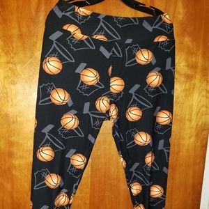 Plus size Leggings for basketball fans